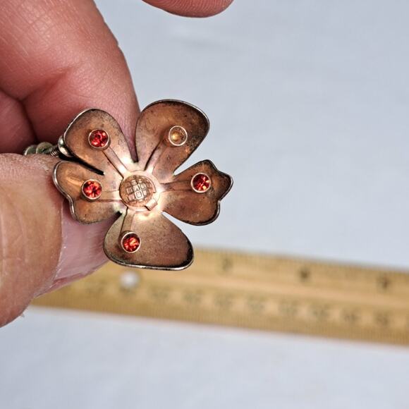 Vintage 1950s-60s Sterling Silver Flower Earrings Screw Back Red Crystals MCM - Picture 5 of 6